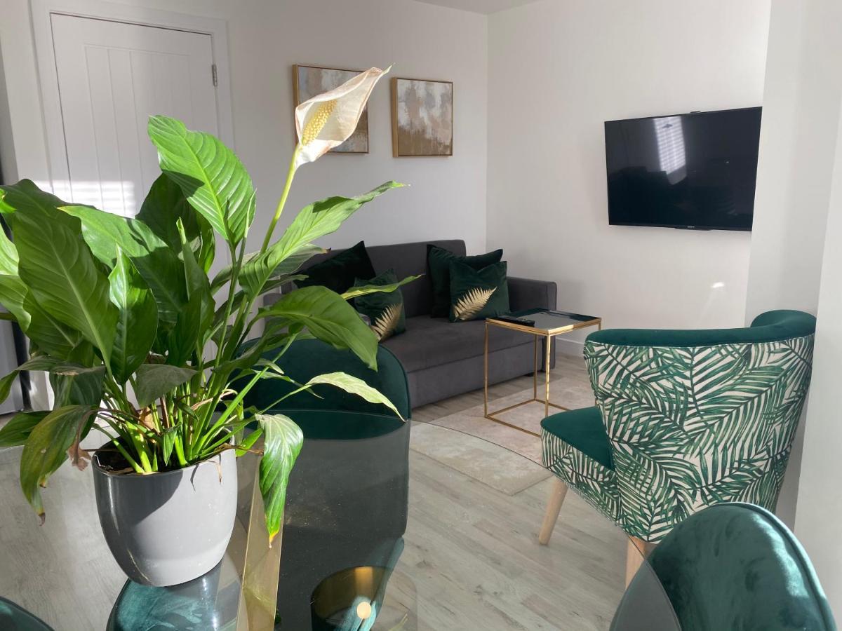Stylish Pontcanna Flat Near City Centre Кардифф Экстерьер фото